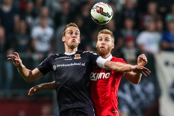 续约背后的 续约背后的